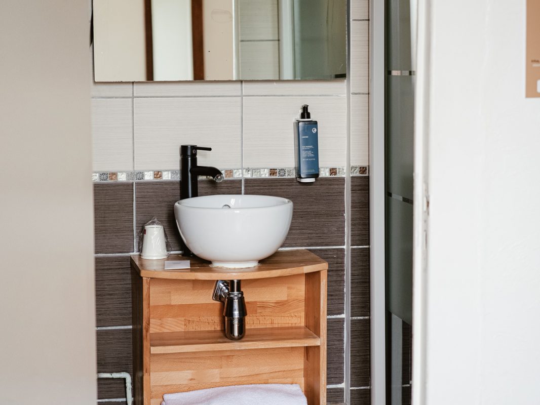 Salle de bain chambre double classique